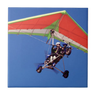 Azulejo Microlight vuela en el cielo, Cabo Occidental