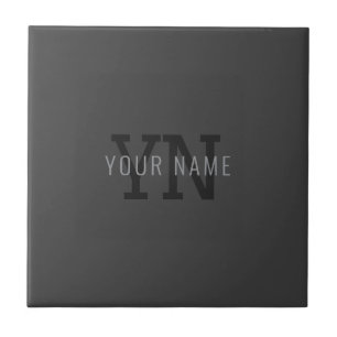 Azulejo Modern Dark Gray Monogrammed Name (u otro texto)