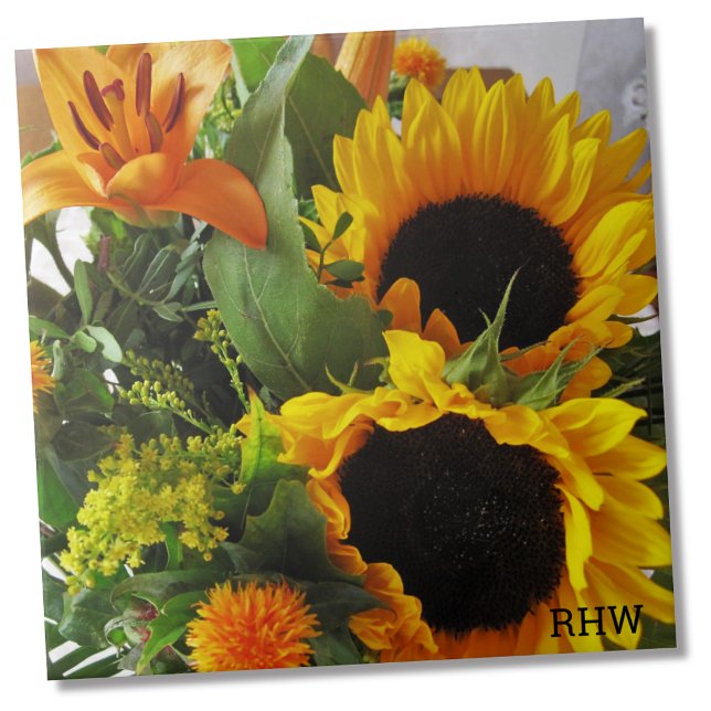 Azulejo Monograma, girasoles coloridos Foto impresa 6x6 (Subido por el creador)