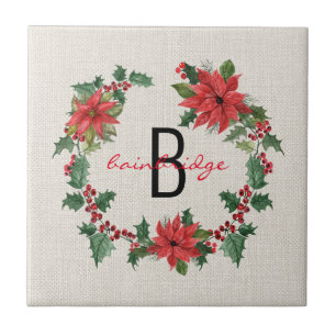 Azulejo Monogramado de Poinsettia Rustica y Holly Wreath