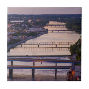 Azulejo Muchos puentes cruzan el Grand River, vista al ata