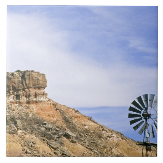 Azulejo NA, EE.UU., molino de viento de Texas y acantilado (Frente)