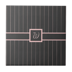 Azulejo negro con rayas rosadas
