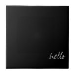 Azulejo Negro personalizado<br><div class="desc">El negro fue uno de los primeros colores utilizados por los artistas en las pinturas rupestres neolíticas. En la Europa del siglo XIV, la usaban la realeza, el clero, los jueces y los funcionarios gubernamentales. Lo usaron poetas, hombres de negocios y estadistas ingleses románticos en el siglo XIX, y se...</div>