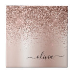 Azulejo Oro Rosa - Nombre Metalizado del monograma del Pur<br><div class="desc">Oro Rosa - Purpurina de espuma metálica de Relieve metalizado de imitación rosada Rubor Cepillado Monograma Metalizado y azulejos cerámicos iniciales. Esto hace que el dulce perfecto cumpleaños 16, boda, ducha de novia, aniversario, ducha de bebé o fiesta de soltera sea regalo para alguien que ama el lujo glam y...</div>