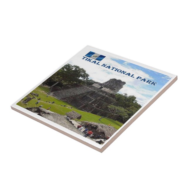 Azulejo Parque nacional de TIKAL, Guatemala, GT016, (Lado)