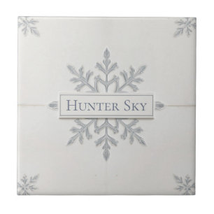Azulejo Patrón de copo de nieve azul y blanco con nombre p