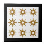 Azulejo Patrón de estreno de oro moderno | Negro<br><div class="desc">Diseño moderno con estallidos de oro retro en un fondo blanco, enmarcado en negro. Diseño sencillo y moderno. Un diseño en una colección de coordinación. Cree su propio patrón de personalizado cargando una nueva imagen, o utilice el botón "mensaje" para obtener ayuda. Para crear su propio diseño con patrones: 1....</div>