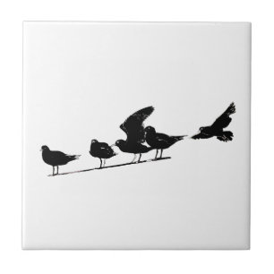 Azulejo Patrón de gaviota esbozada volando sentada