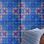 Azulejo Patrón geométrico del mosaico blanco rojo negrita<br><div class="desc">El diseño de esta baldosa cerámica se caracteriza por patrones simétricos que crean un efecto visual armonioso. La baldosa está decorada con una gama de formas geométricas, entre ellas los diamantes y las estrellas, que se entremezclan de forma compleja pero estética. La paleta de colores está dominada por varios tonos...</div>