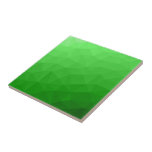 Azulejo Patrón luminoso de malla geométrica de gradiente v<br><div class="desc">Patrón de malla geométrica de gradiente verde claro triángulos brillantes sombríos. Malla geométrica del triángulo moderno de Guay con diseño de gradiente oscuro de color verde claro a oscuro.</div>