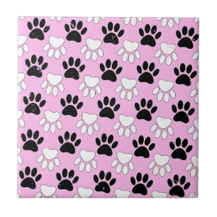 Azulejo Paws Blancos Y Negros Con Dolor En Fondo Rosa