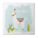 Azulejo Perdedores de Llater<br><div class="desc">Pom Llama Rama IV de June Erica Vess. Presenta una llama relajada con la frase "Perdedores Llater".</div>