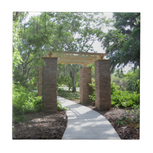 Azulejo pérgola en camino