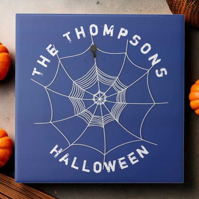 Azulejo Personalizado espeluznante de Halloween azul y bla (Spooky Halloween blue and white spider web custom tile)