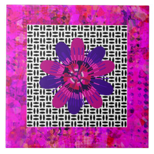 Azulejo Pétalos de flores en blanco y negro rosado y morad