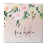 Azulejo Pink y Flores Pastel Modernos Con Nombre<br><div class="desc">Pink y Flores Pastel Modernos Con Nombre</div>