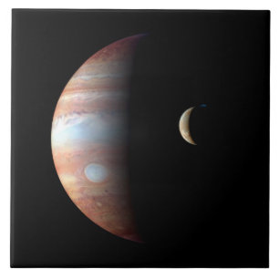 Azulejo Planeta gigante del gas Júpiter y luna galileña Io