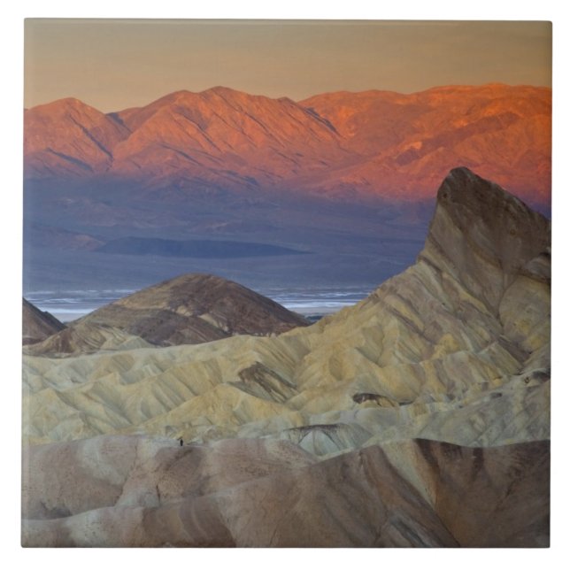 Azulejo Por la mañana, primera luz sobre Zabriskie Point y (Frente)