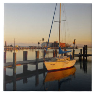 Azulejo puerto de Rockport, Texas al atardecer