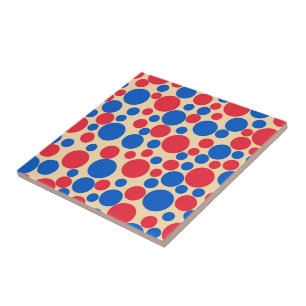 Azulejo Puntos rojos y azules sobre beige