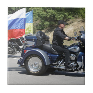 Azulejo ¡Putin monta un Trike!