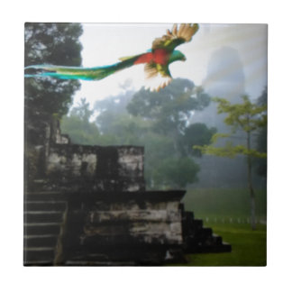 Azulejo Quetzel en Tikal