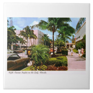 Azulejo Quinta Avenida. Compras, Nápoles, Florida Vintage