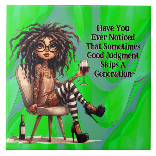 Azulejo Quirky Lady Tattoo & Wine Juicio Cerámica Tile (Frente)