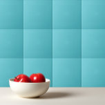 Azulejo Radiación azul de color claro<br><div class="desc">Diseño de radiación azul de color sólido.</div>