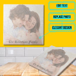 Azulejo Recién nacido fotográfico falso estropeado<br><div class="desc">A través de un poco de magia de plataforma Zazzle, esta plantilla convertirá tu foto en un falso mosaico de cerámica de época descolorida. Úsalo para inmortalizar un evento especial como un recién nacido. Piense en los recuerdos especiales que podría capturar en una restauración en casa o simplemente usarlos como...</div>