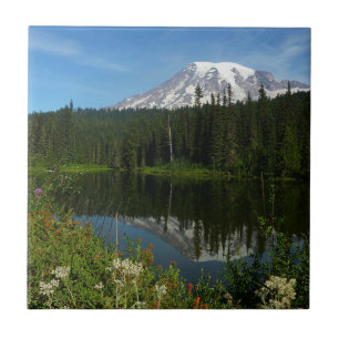 Azulejo Reflejo del lago del Monte Rainier con flores silv