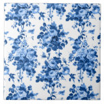 Azulejo Rosas románticos de la época antigua - azul sobre<br><div class="desc">Elegantes y clásicas rosas de época Delft azules sobre fondo blanco.</div>