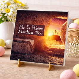 Azulejo Se Levanta Tres Cruces Vacías De Pascua