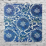 Azulejo Serenidad en azul: Arte de mosaico floral chino<br><div class="desc">Convierta su espacio en un refugio agradable con esta tela floral azul ornamental china. Su diseño elegante y sus tonos suaves le confieren un encanto cultural y relajante al instante,  además de un estilo atemporal. Una verdadera pieza de conversación para los que viven artísticamente y aman bellamente.</div>