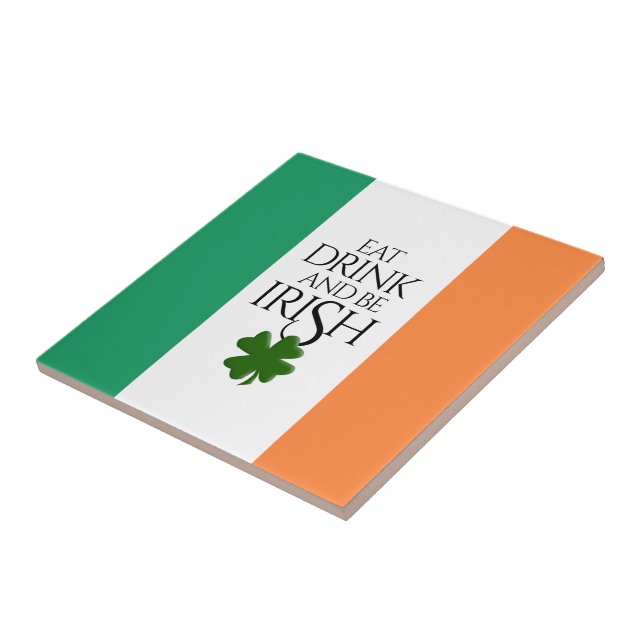 Azulejo Shamrock come bebida y sé bandera irlandesa (Lado)