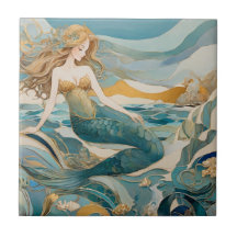 Sirena de playa junto al mar Turquesa Oro lado der