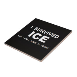 Azulejo Sobreviví al ICE