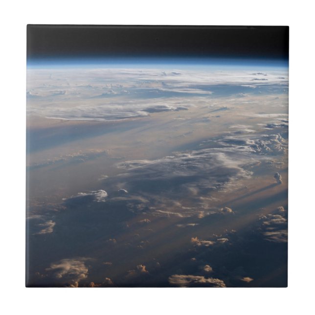 Azulejo Sunrise arroja largas sombras sobre el mar de Fili (Frente)