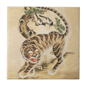 Azulejo Tigre Minhwa de época bajo árbol de pino