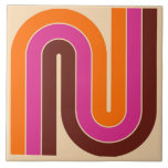 Azulejo Tile Cerámico<br><div class="desc">Diseño geométrico de estilo retro vintage de los años 70 en Naranja marrón y magenta.</div>