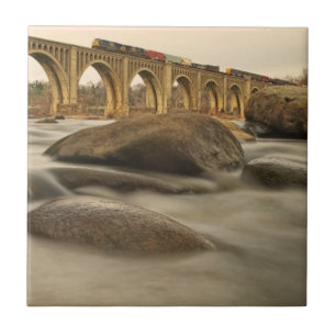 Azulejo Tren sobre James River