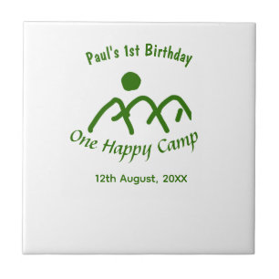 Azulejo Un feliz campamento verde montaña sol cumpleaños 1