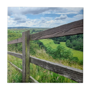 Azulejo Valla de madera en el campo inglés