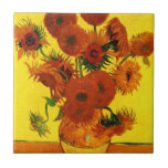 Azulejo Vase de la vida con 15 girasoles Vincent van Gogh<br><div class="desc">Still Life: Vase con los quince girasoles de Vincent van Gogh es un bello arte vintage post impresionismo aún vida floral pintura. Hermoso ramo de girasoles recién cortados en amarillo y naranja de un jardín de verano en plena floración. Sobre el artista: Vincent Willem van Gogh (1853-1890) fue uno de...</div>