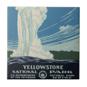 Azulejo Vintage Old Faithful en el Parque Nacional Yellows