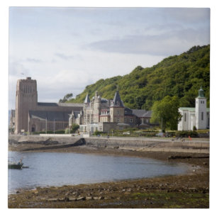 Azulejo Vista costera con edificios históricos, Oban,