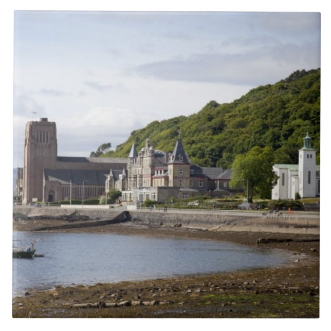 Azulejo Vista costera con edificios históricos, Oban, (Frente)