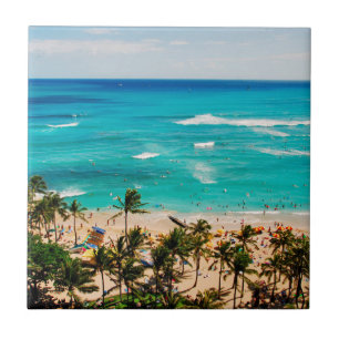 Azulejo Vista elevada de la escena de la playa de Waikiki,
