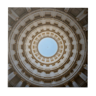 Azulejo Vista simétrica de gusano de un gran domo